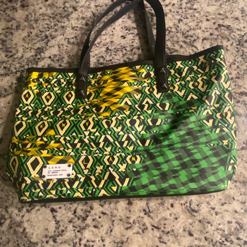 LAMB GWEN STEFANI  XL TOTE BAG LEATHER RASTA lamb pattern